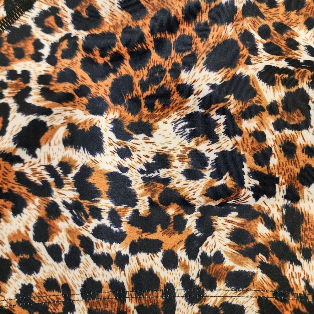Dance2fit NWT Fit Booty animal print bra & scrunch booty shorts set woman size M - Picture 9 of 9